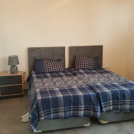 Luxury Comfort4 *